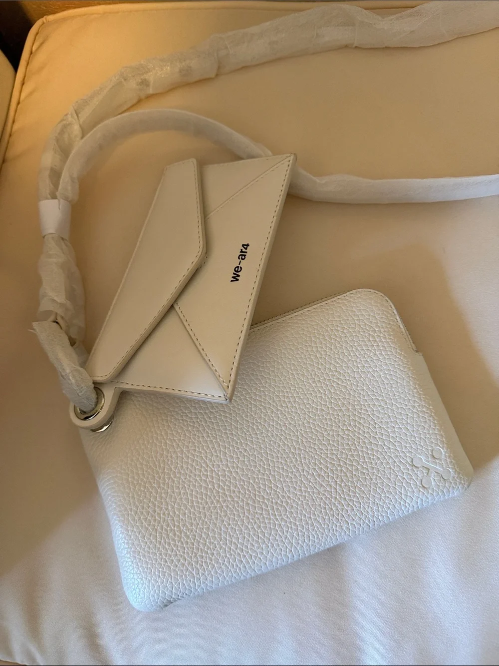 we-ar4 White Envelope Crossbody Bag